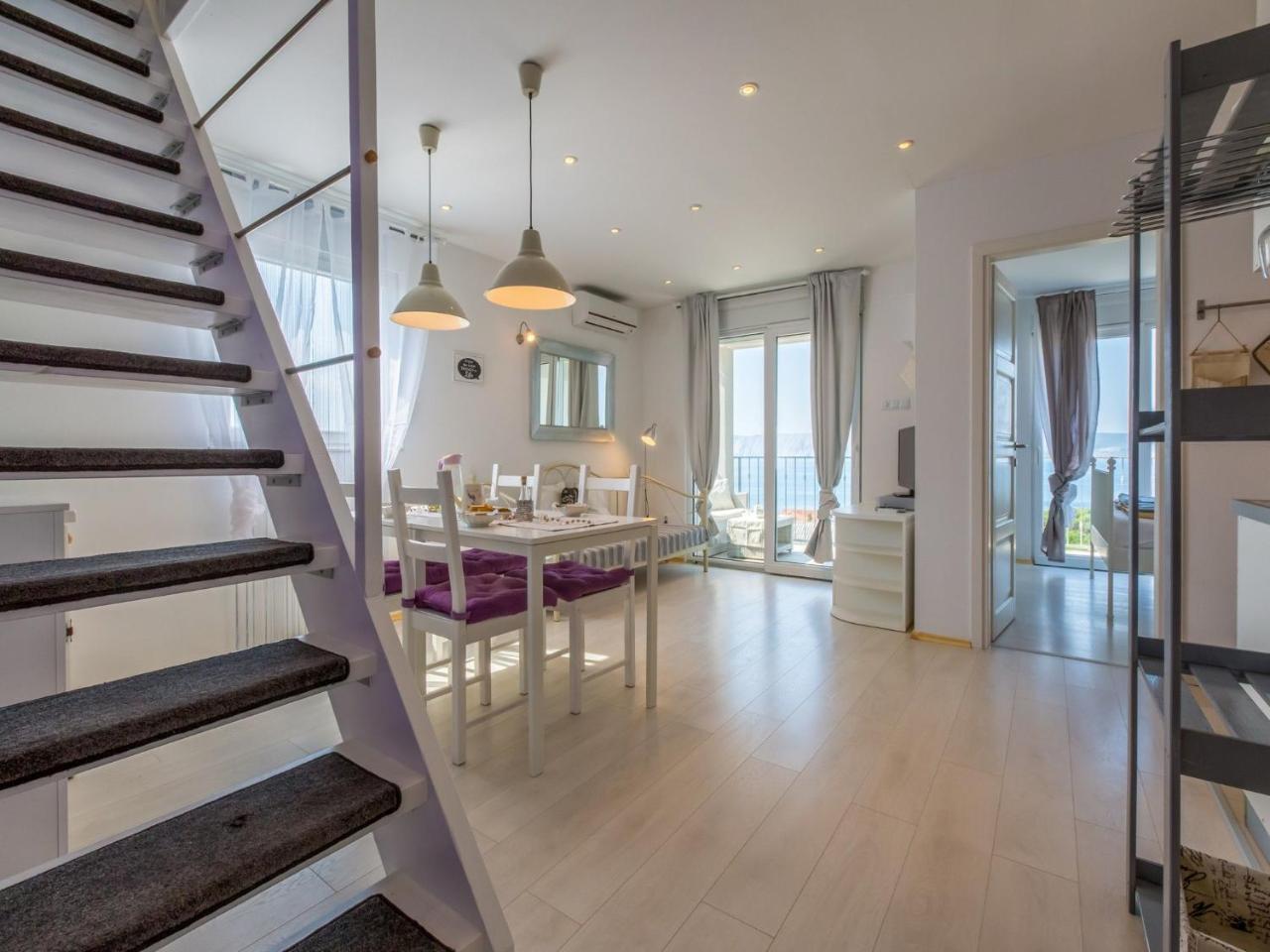 Apartments Lavarin Novi Vinodolski Kültér fotó