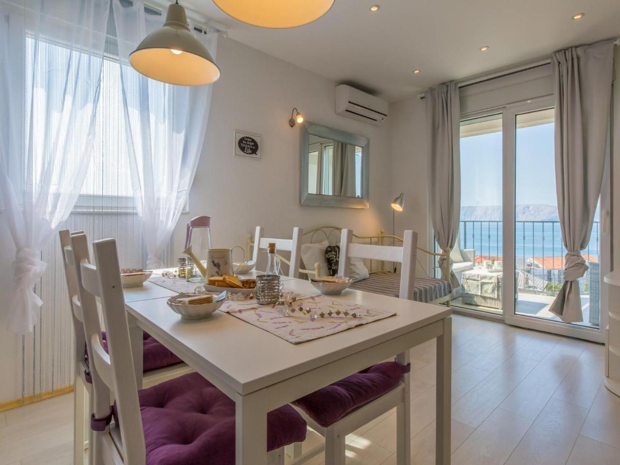 Apartments Lavarin Novi Vinodolski Kültér fotó