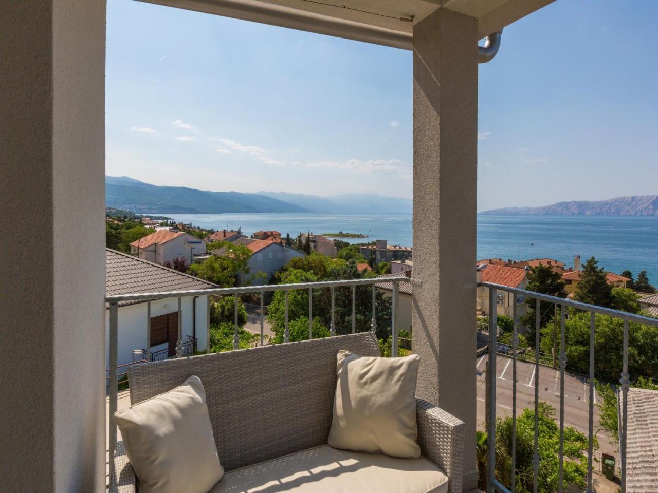 Apartments Lavarin Novi Vinodolski Kültér fotó